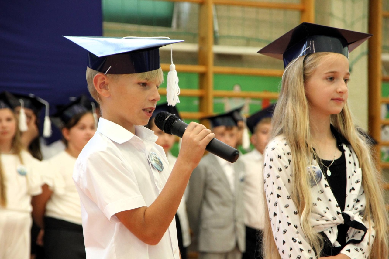 Zakończenie roku szkolnego 2023/24 w Szkole Podstawowej w Rzekuniu [21.06.2024] - zdjęcie #22 - eOstroleka.pl