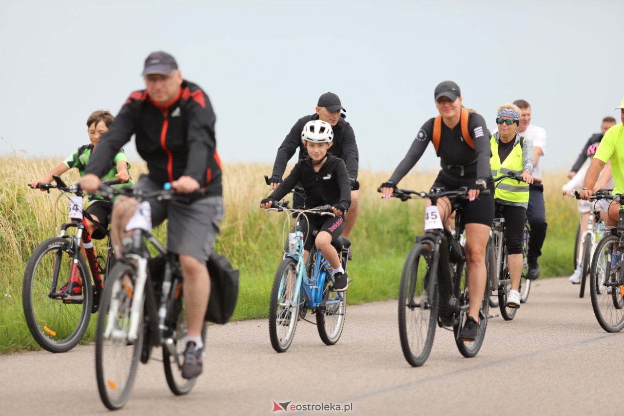 Rajd rowerowy w Czerwinie [22.06.2024] - zdjęcie #25 - eOstroleka.pl