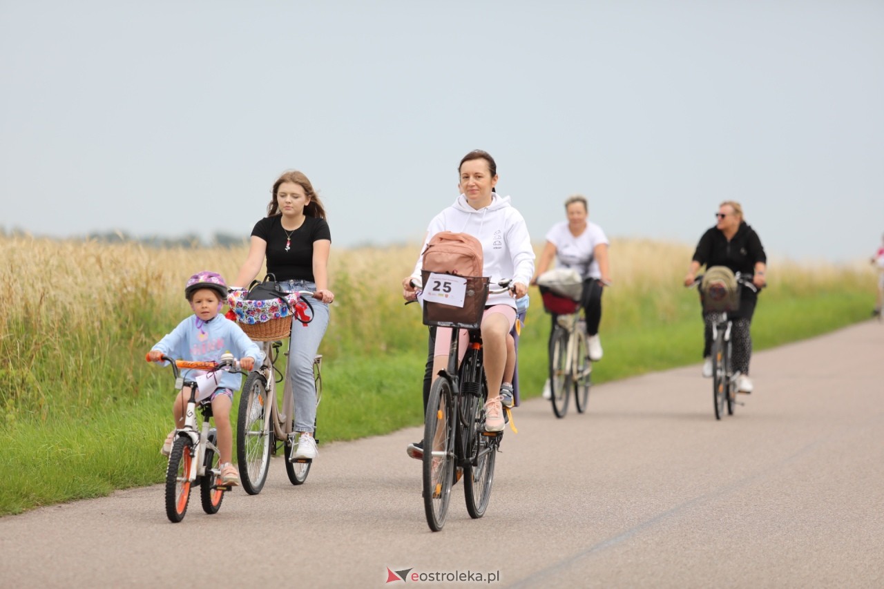 Rajd rowerowy w Czerwinie [22.06.2024] - zdjęcie #15 - eOstroleka.pl