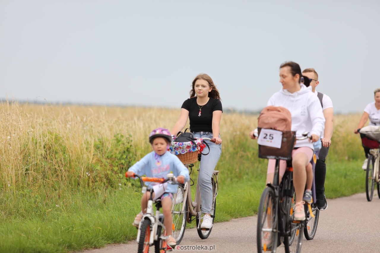 Rajd rowerowy w Czerwinie [22.06.2024] - zdjęcie #14 - eOstroleka.pl