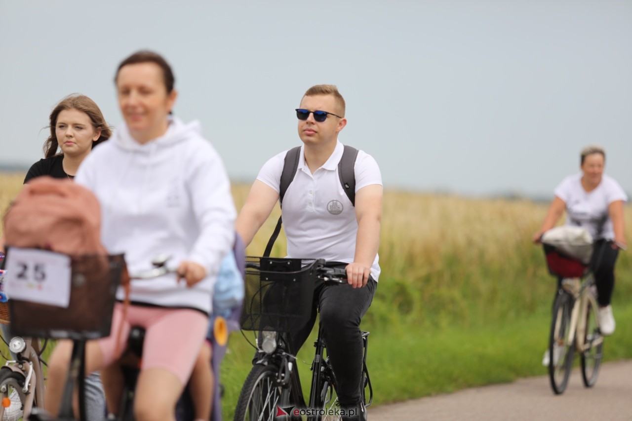 Rajd rowerowy w Czerwinie [22.06.2024] - zdjęcie #12 - eOstroleka.pl