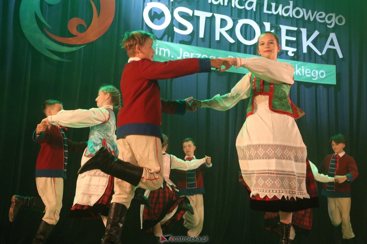 40-lecie Zespołu Tańca Ludowego Ostrołęka [22.06.2024] - zdjęcie #49 - eOstroleka.pl