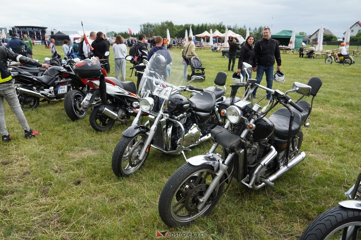 XIII zlot fanów starej motoryzacji w Rzekuniu [22.06.2024] - zdjęcie #210 - eOstroleka.pl