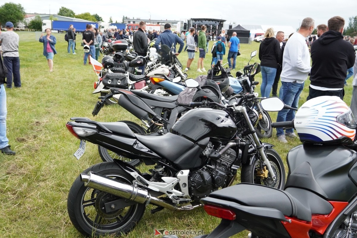 XIII zlot fanów starej motoryzacji w Rzekuniu [22.06.2024] - zdjęcie #209 - eOstroleka.pl