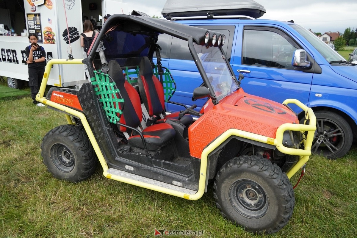 XIII zlot fanów starej motoryzacji w Rzekuniu [22.06.2024] - zdjęcie #205 - eOstroleka.pl