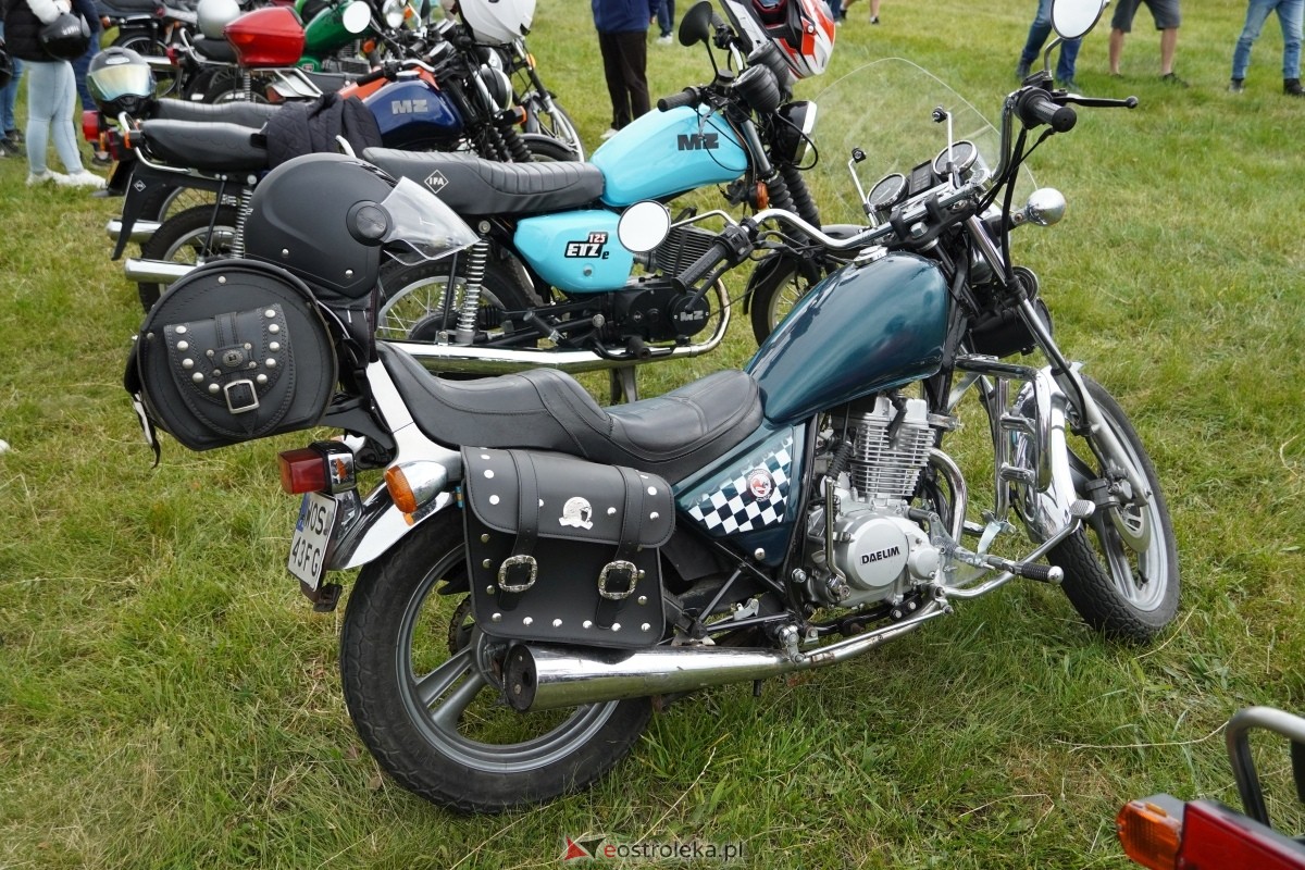XIII zlot fanów starej motoryzacji w Rzekuniu [22.06.2024] - zdjęcie #202 - eOstroleka.pl