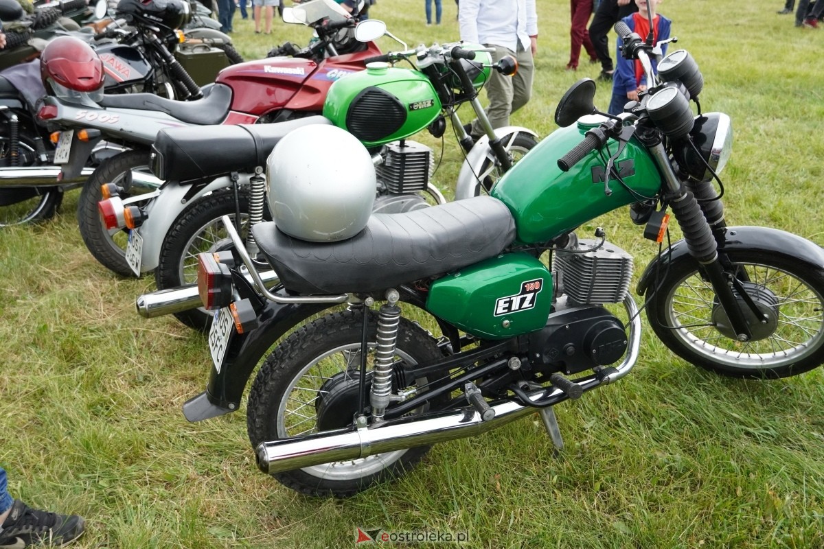 XIII zlot fanów starej motoryzacji w Rzekuniu [22.06.2024] - zdjęcie #200 - eOstroleka.pl
