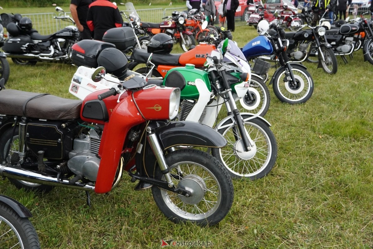 XIII zlot fanów starej motoryzacji w Rzekuniu [22.06.2024] - zdjęcie #183 - eOstroleka.pl