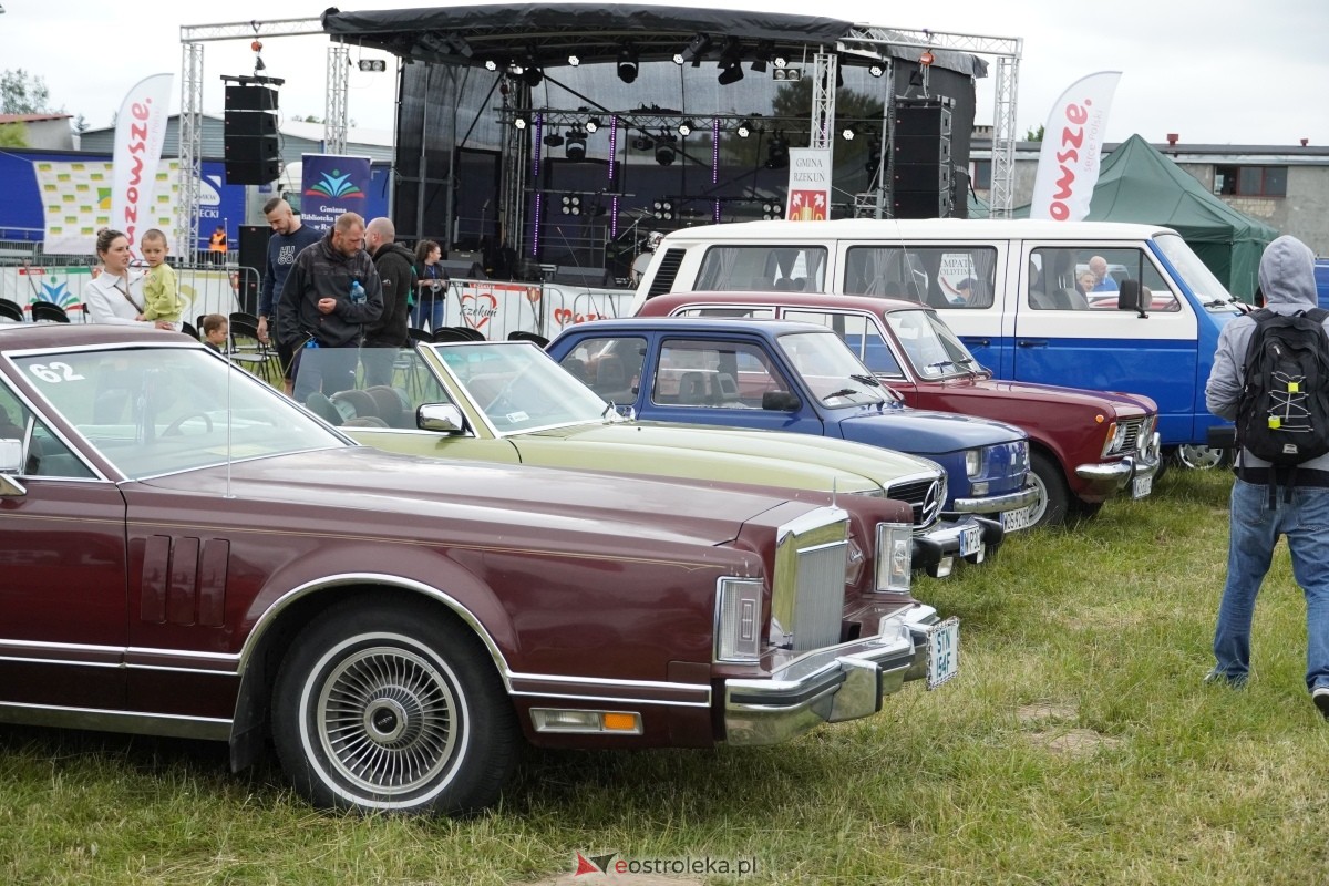 XIII zlot fanów starej motoryzacji w Rzekuniu [22.06.2024] - zdjęcie #146 - eOstroleka.pl