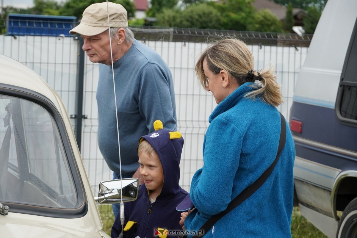 XIII zlot fanów starej motoryzacji w Rzekuniu [22.06.2024] - zdjęcie #139 - eOstroleka.pl