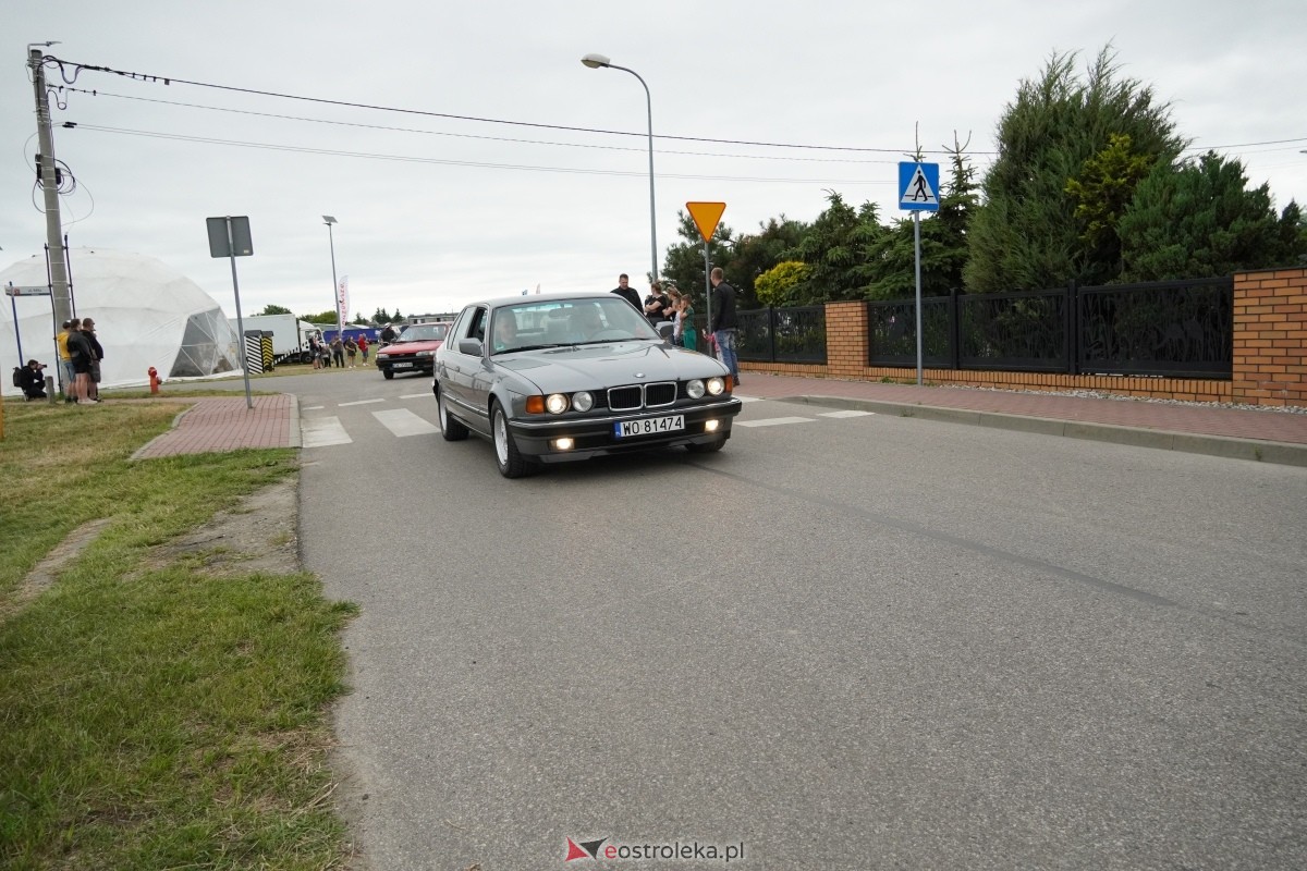 XIII zlot fanów starej motoryzacji w Rzekuniu [22.06.2024] - zdjęcie #70 - eOstroleka.pl