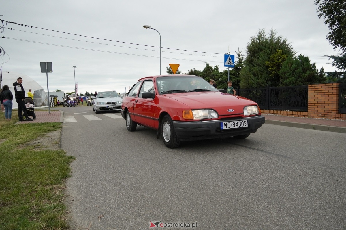 XIII zlot fanów starej motoryzacji w Rzekuniu [22.06.2024] - zdjęcie #58 - eOstroleka.pl