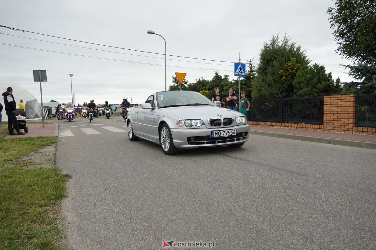 XIII zlot fanów starej motoryzacji w Rzekuniu [22.06.2024] - zdjęcie #57 - eOstroleka.pl