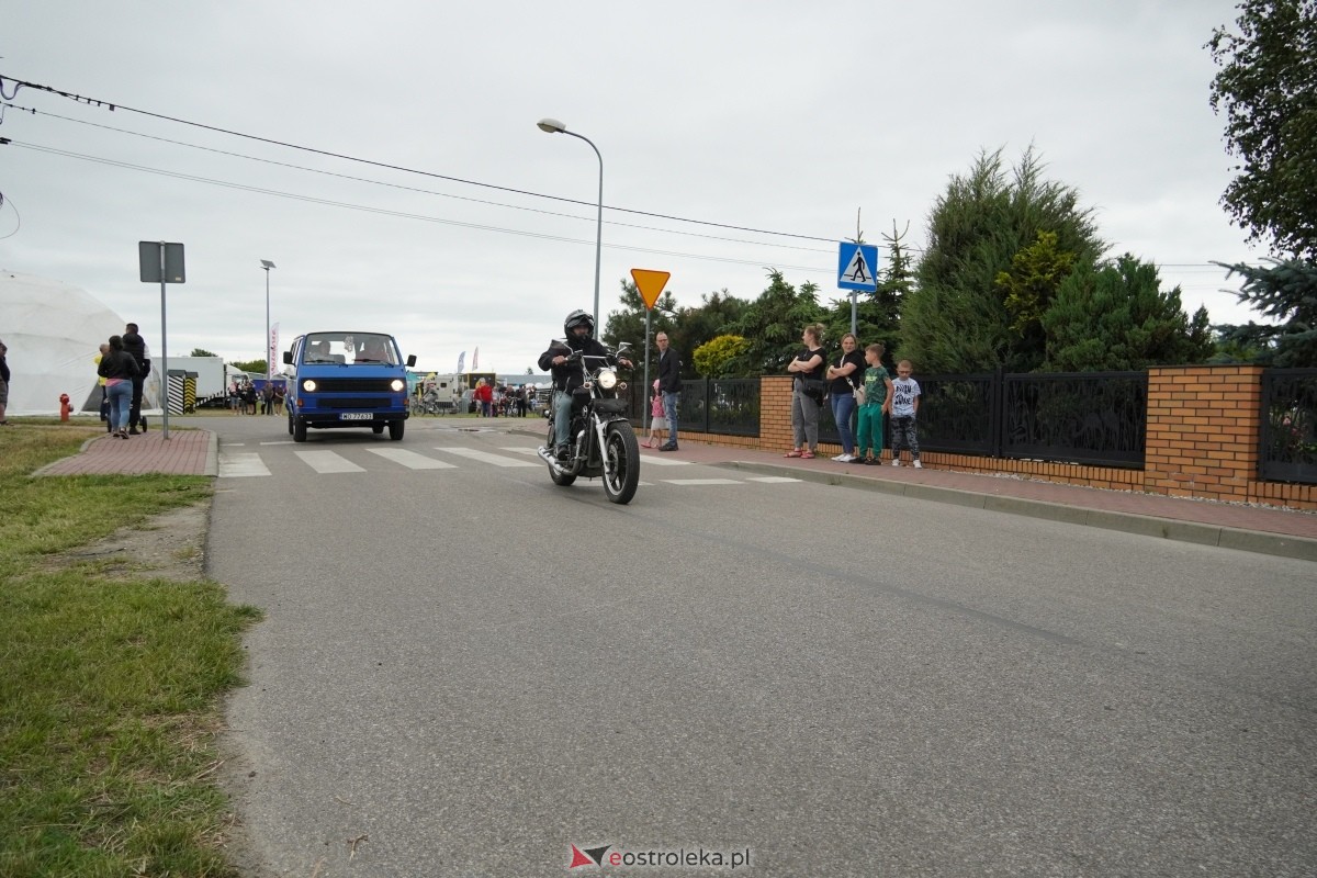XIII zlot fanów starej motoryzacji w Rzekuniu [22.06.2024] - zdjęcie #47 - eOstroleka.pl