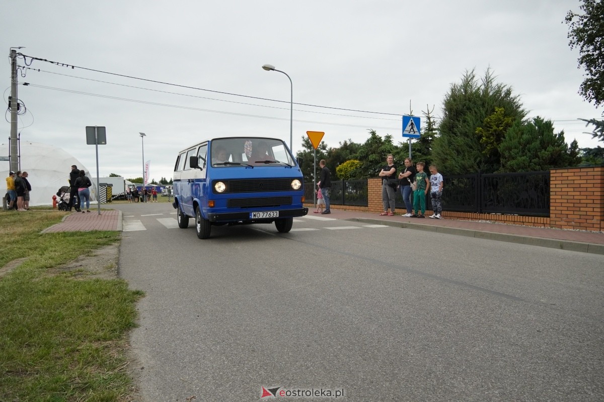 XIII zlot fanów starej motoryzacji w Rzekuniu [22.06.2024] - zdjęcie #45 - eOstroleka.pl