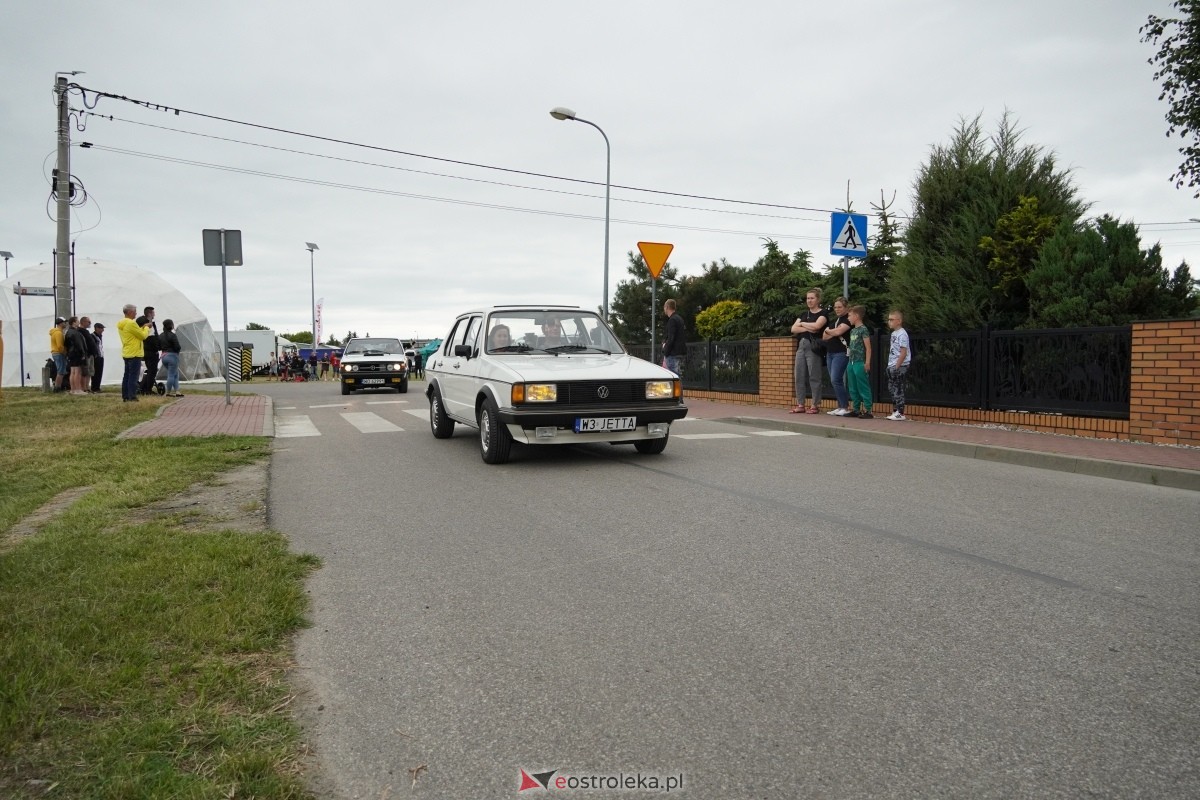 XIII zlot fanów starej motoryzacji w Rzekuniu [22.06.2024] - zdjęcie #21 - eOstroleka.pl