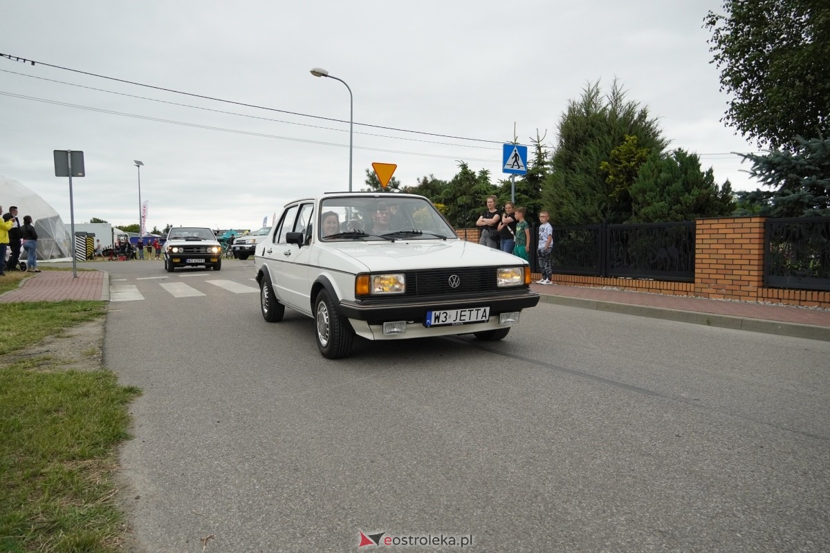 XIII zlot fanów starej motoryzacji w Rzekuniu [22.06.2024] - zdjęcie #19 - eOstroleka.pl