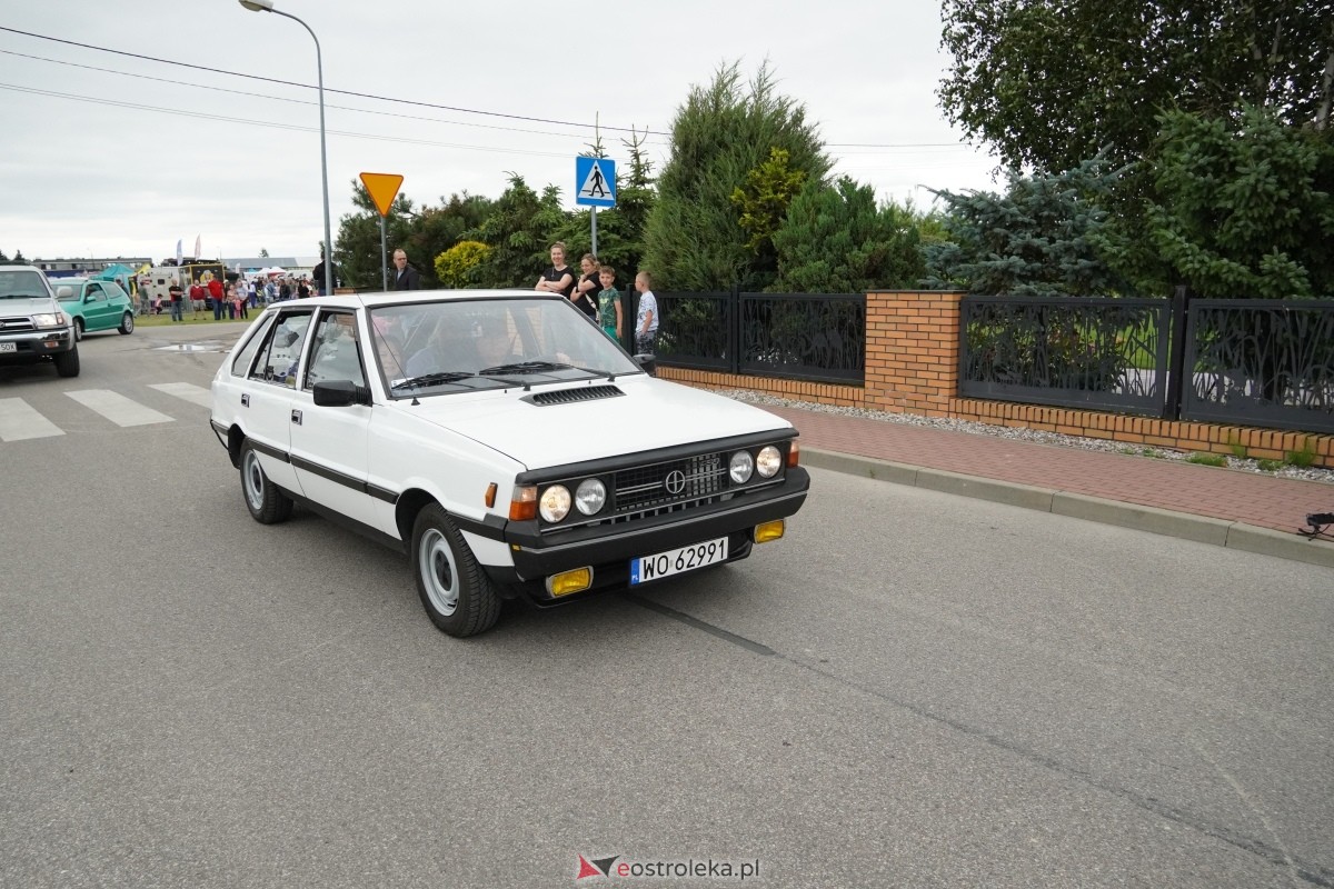 XIII zlot fanów starej motoryzacji w Rzekuniu [22.06.2024] - zdjęcie #13 - eOstroleka.pl