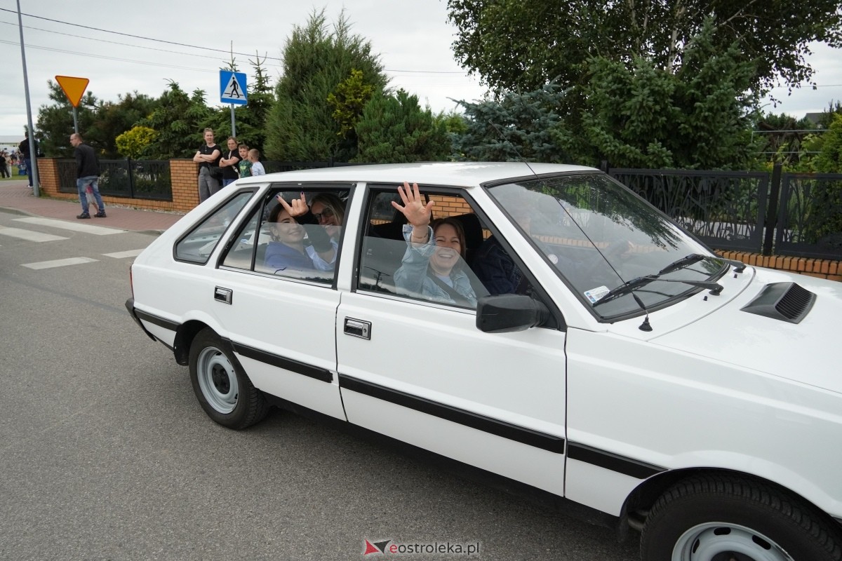 XIII zlot fanów starej motoryzacji w Rzekuniu [22.06.2024] - zdjęcie #11 - eOstroleka.pl