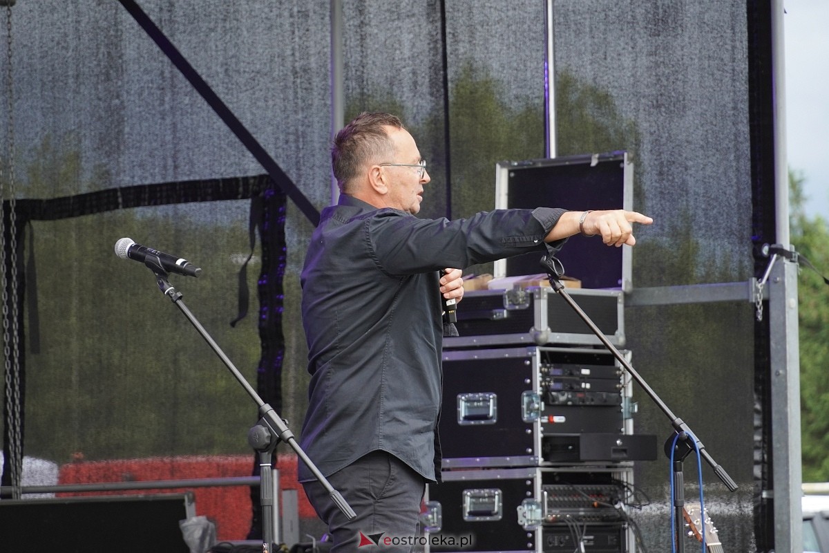 Kabaret Pod Wyrwigroszem. Rzekuń wita lato 2024  - zdjęcie #100 - eOstroleka.pl