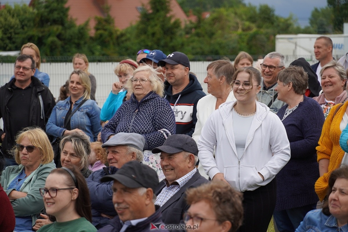 Kabaret Pod Wyrwigroszem. Rzekuń wita lato 2024  - zdjęcie #75 - eOstroleka.pl