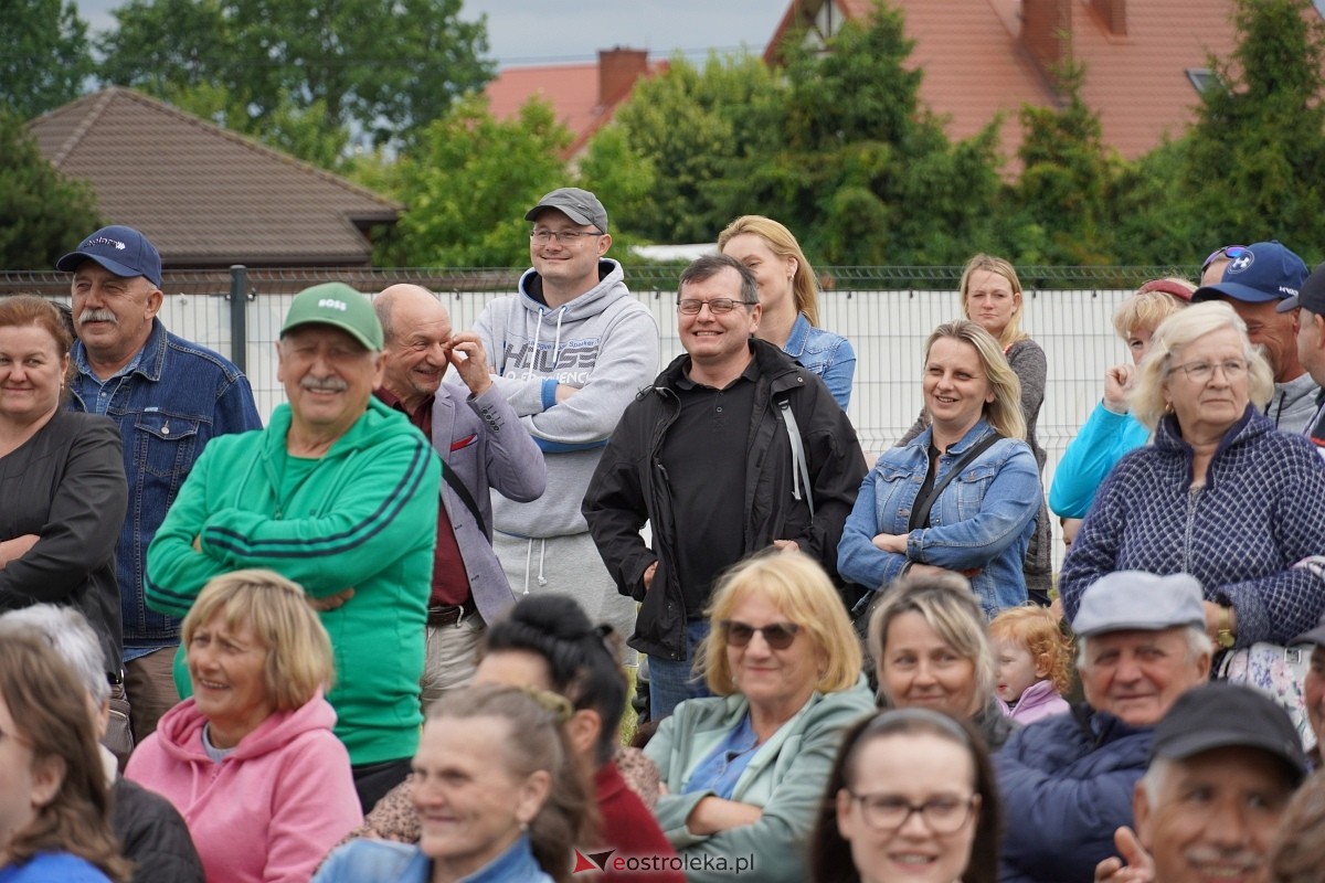 Kabaret Pod Wyrwigroszem. Rzekuń wita lato 2024  - zdjęcie #74 - eOstroleka.pl