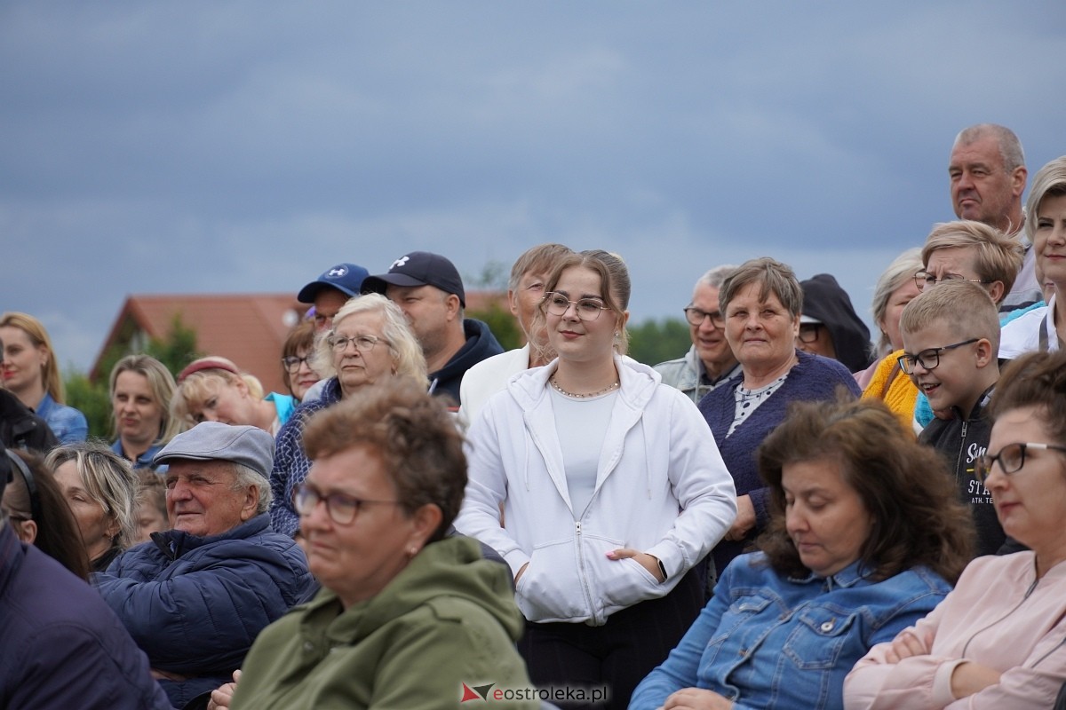 Kabaret Pod Wyrwigroszem. Rzekuń wita lato 2024  - zdjęcie #68 - eOstroleka.pl
