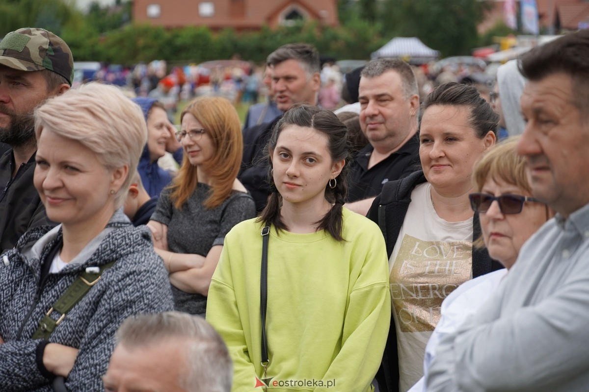 Kabaret Pod Wyrwigroszem. Rzekuń wita lato 2024  - zdjęcie #67 - eOstroleka.pl