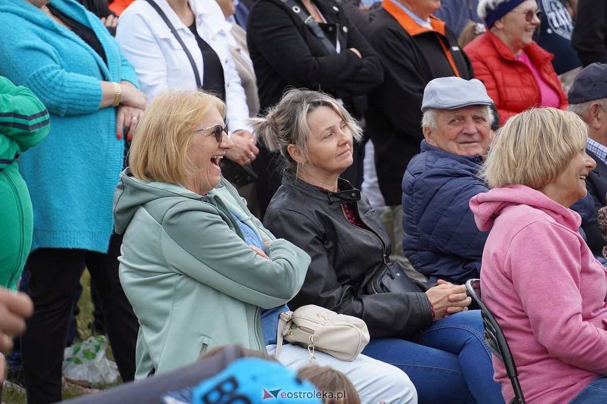 Kabaret Pod Wyrwigroszem. Rzekuń wita lato 2024  - zdjęcie #45 - eOstroleka.pl