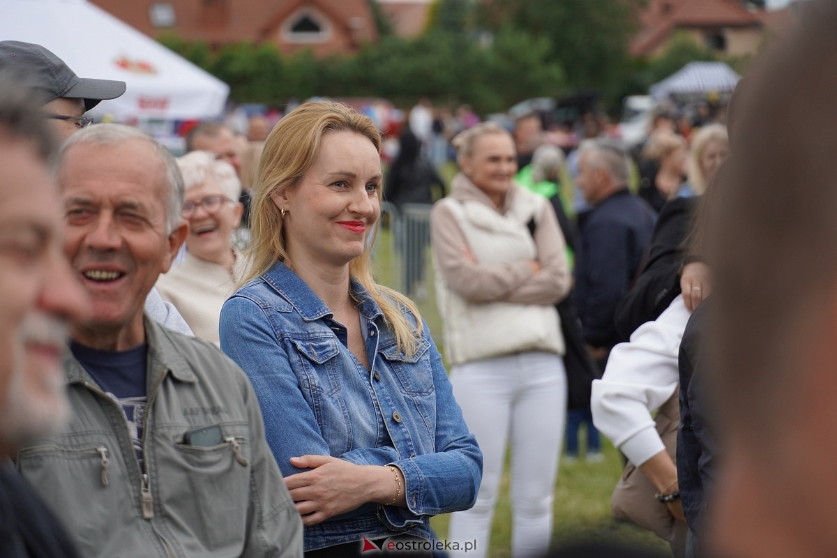 Kabaret Pod Wyrwigroszem. Rzekuń wita lato 2024  - zdjęcie #44 - eOstroleka.pl