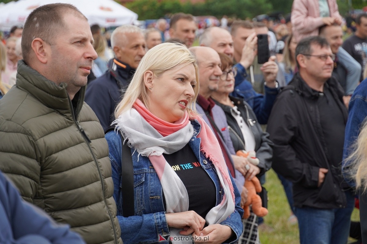 Kabaret Pod Wyrwigroszem. Rzekuń wita lato 2024  - zdjęcie #41 - eOstroleka.pl