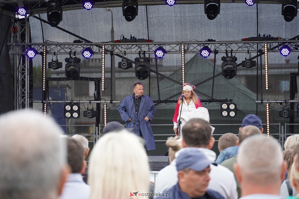 Kabaret Pod Wyrwigroszem. Rzekuń wita lato 2024  - zdjęcie #38 - eOstroleka.pl