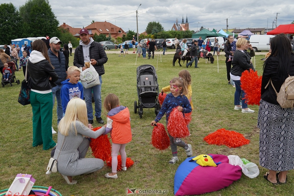 Kabaret Pod Wyrwigroszem. Rzekuń wita lato 2024  - zdjęcie #34 - eOstroleka.pl