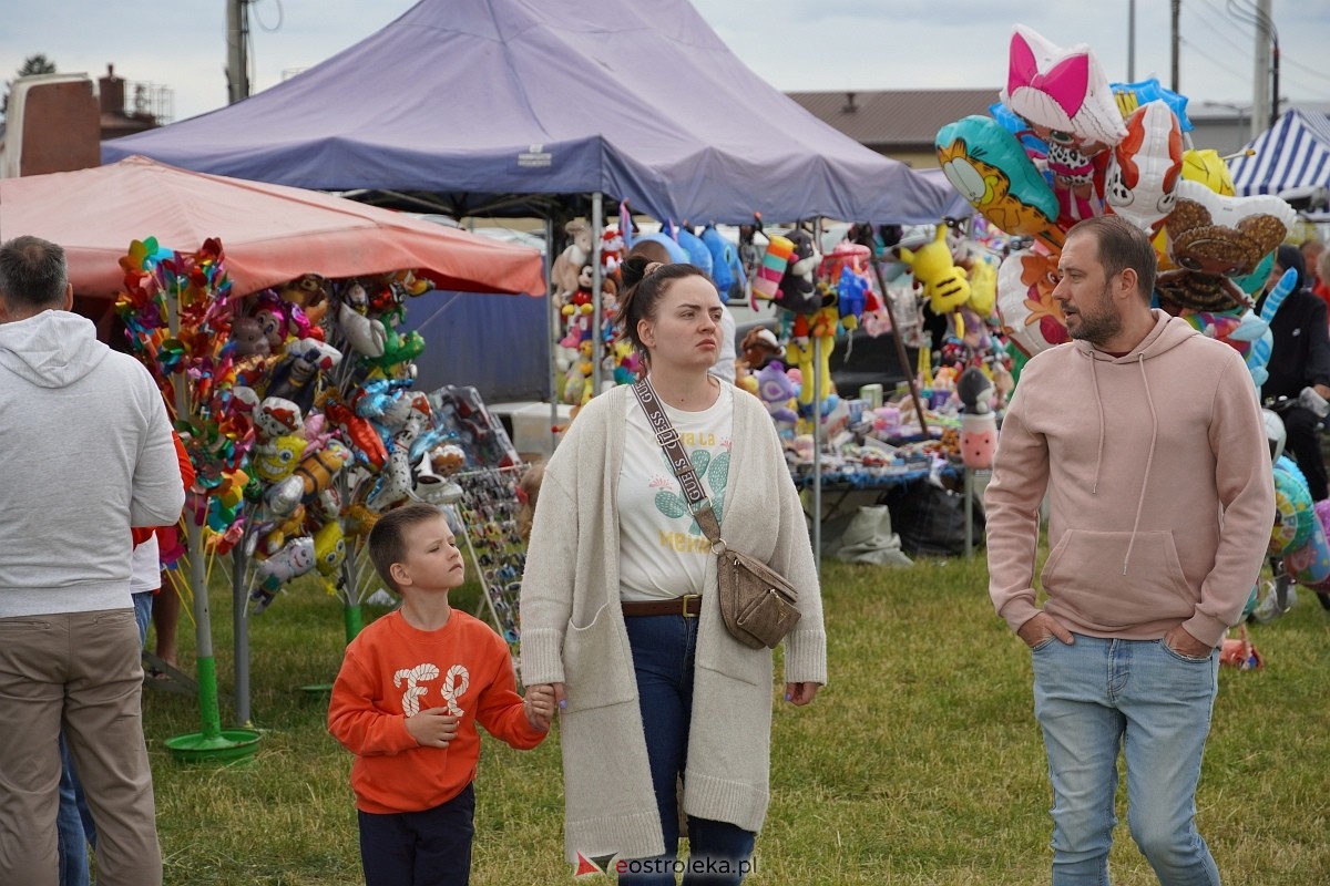 Kabaret Pod Wyrwigroszem. Rzekuń wita lato 2024  - zdjęcie #13 - eOstroleka.pl