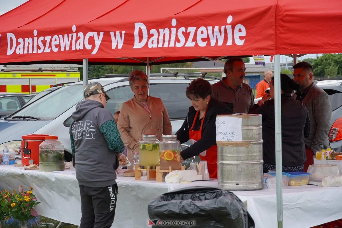 Kabaret Pod Wyrwigroszem. Rzekuń wita lato 2024  - zdjęcie #12 - eOstroleka.pl