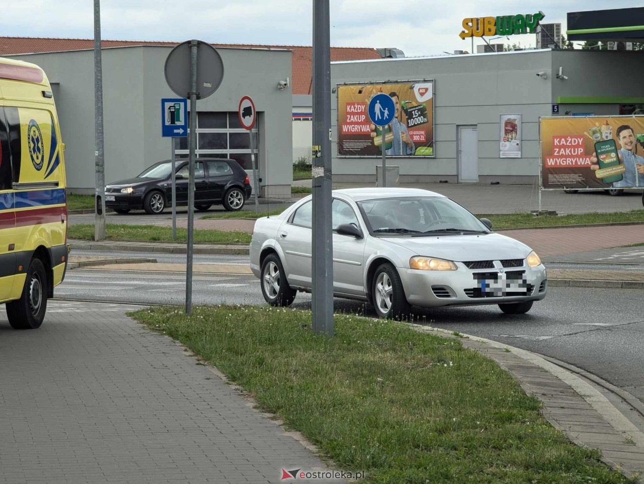 Wypadek na Targowej [24.06.2024] - zdjęcie #10 - eOstroleka.pl
