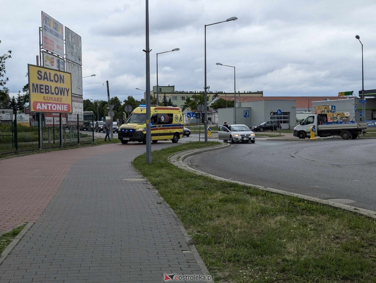 Wypadek na Targowej [24.06.2024] - zdjęcie #9 - eOstroleka.pl