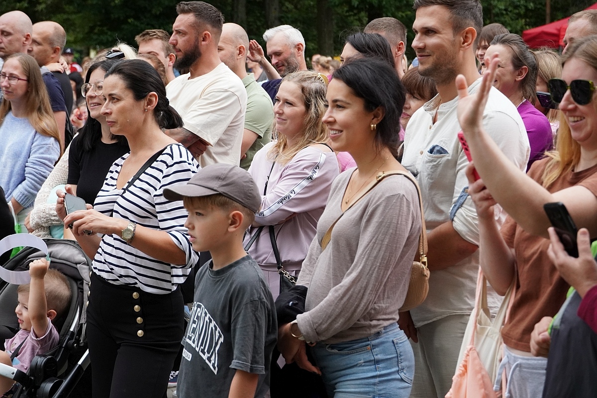 Dzień rodziny w Przedszkolu Jaś i Małgosia [24.06.2024] - zdjęcie #110 - eOstroleka.pl