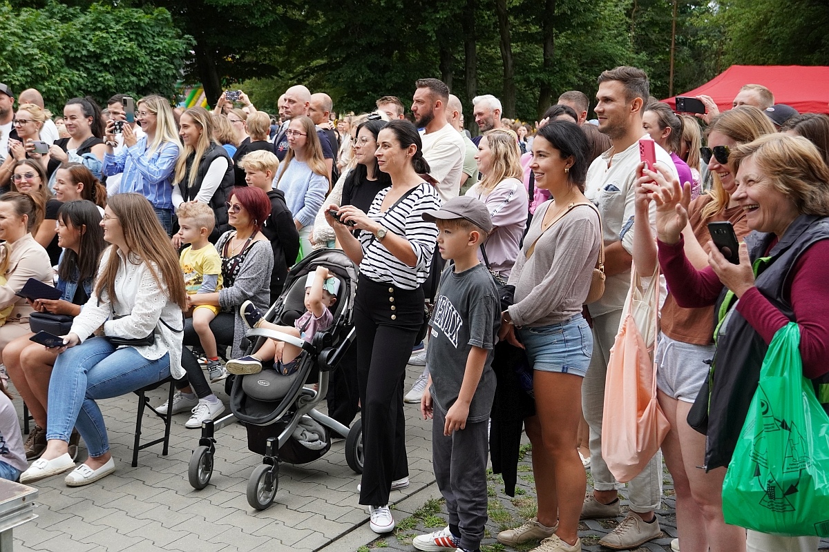 Dzień rodziny w Przedszkolu Jaś i Małgosia [24.06.2024] - zdjęcie #109 - eOstroleka.pl