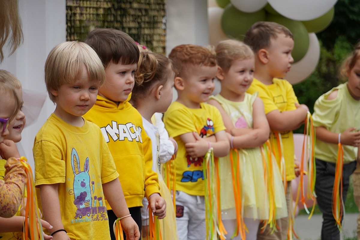 Dzień rodziny w Przedszkolu Jaś i Małgosia [24.06.2024] - zdjęcie #107 - eOstroleka.pl
