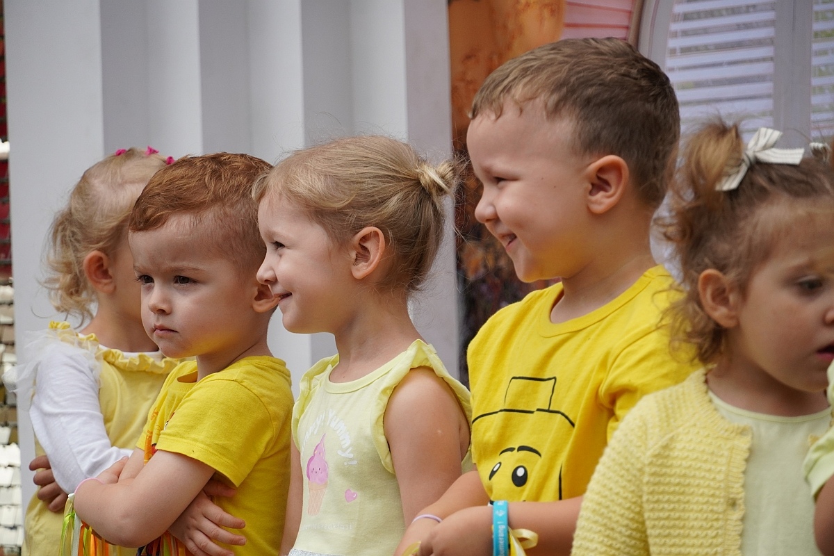Dzień rodziny w Przedszkolu Jaś i Małgosia [24.06.2024] - zdjęcie #94 - eOstroleka.pl