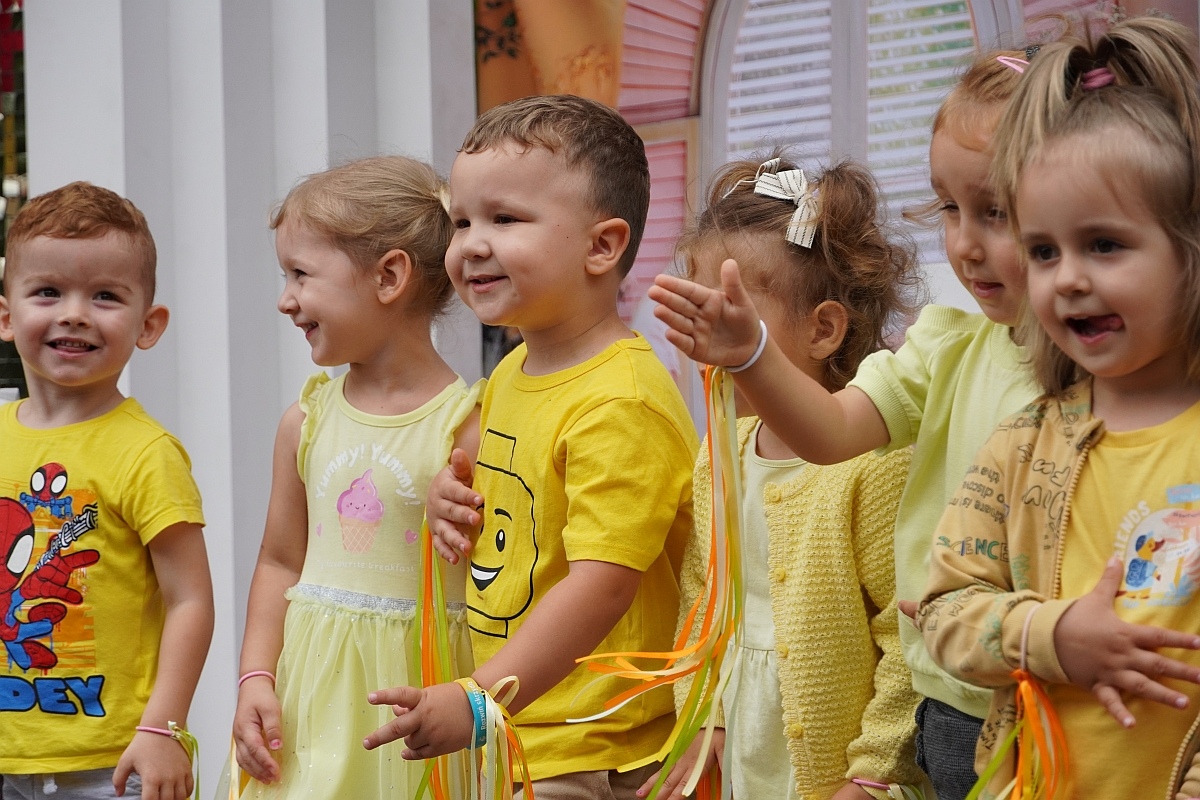 Dzień rodziny w Przedszkolu Jaś i Małgosia [24.06.2024] - zdjęcie #89 - eOstroleka.pl