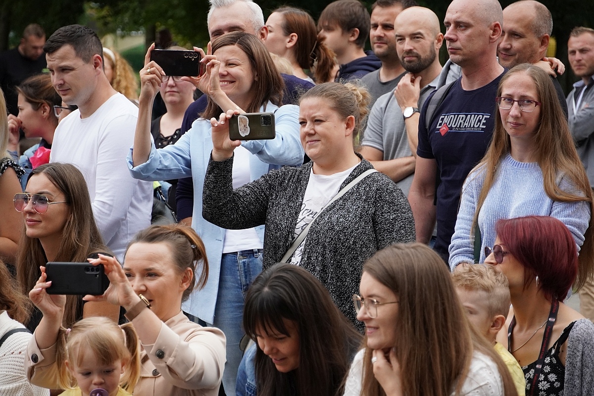 Dzień rodziny w Przedszkolu Jaś i Małgosia [24.06.2024] - zdjęcie #73 - eOstroleka.pl