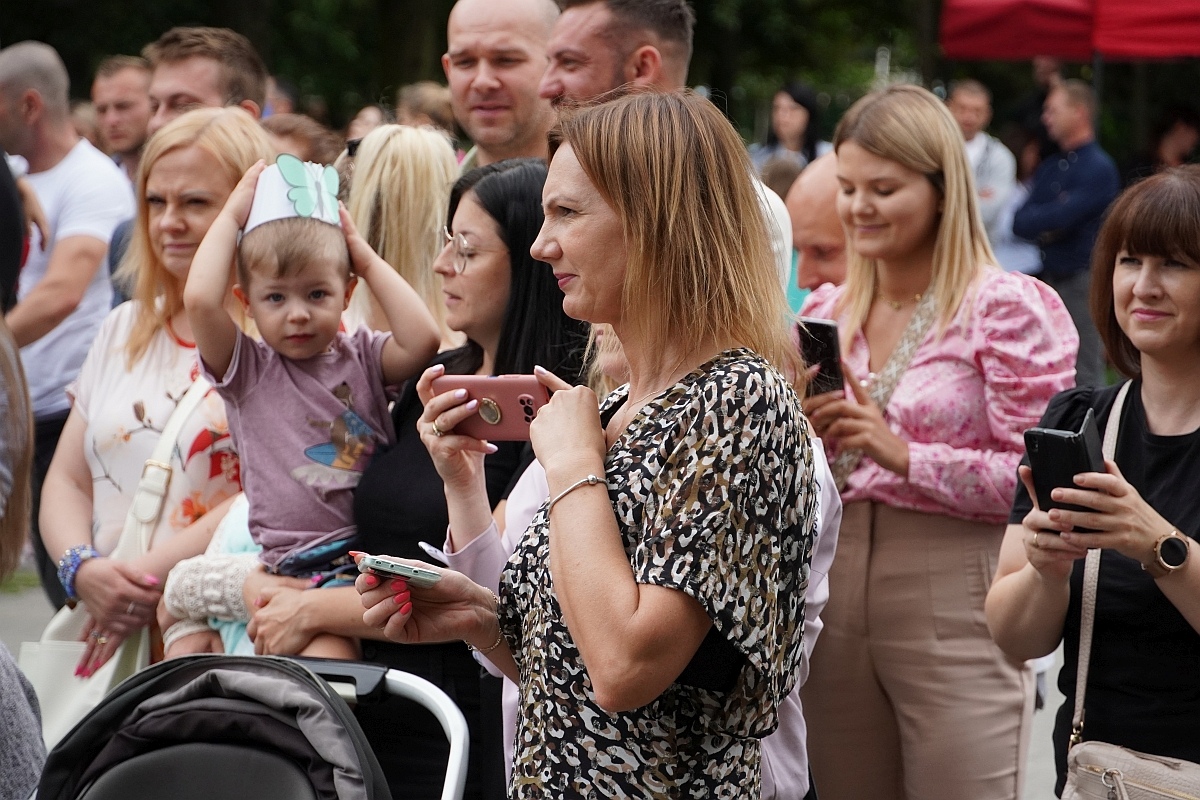 Dzień rodziny w Przedszkolu Jaś i Małgosia [24.06.2024] - zdjęcie #67 - eOstroleka.pl