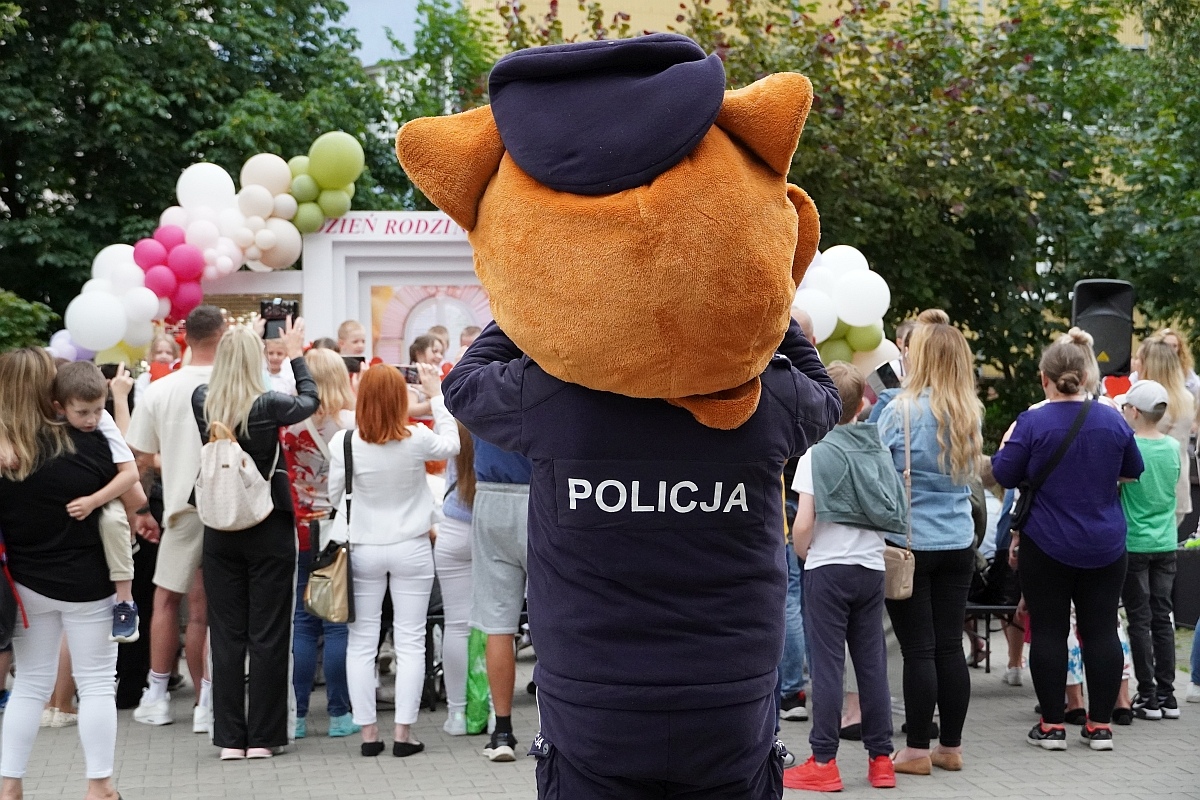 Dzień rodziny w Przedszkolu Jaś i Małgosia [24.06.2024] - zdjęcie #2 - eOstroleka.pl