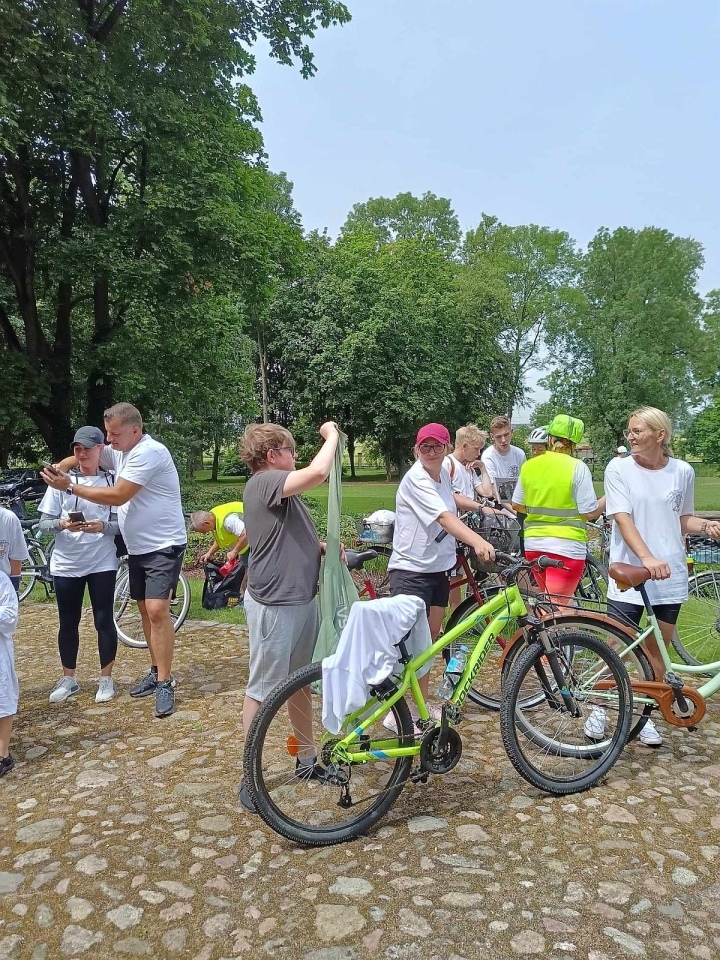 Rajd Rowerem przez historię w Goworowie [22.06.2024] - zdjęcie #13 - eOstroleka.pl