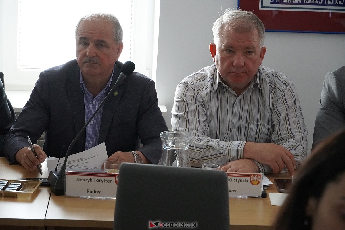 III sesja Rady Powiatu w Ostrołęce [25.06.2024] - zdjęcie #21 - eOstroleka.pl