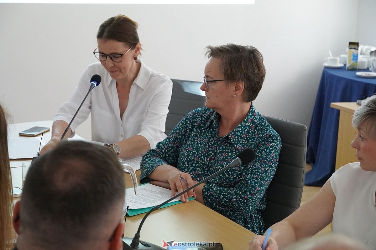 III sesja Rady Powiatu w Ostrołęce [25.06.2024] - zdjęcie #16 - eOstroleka.pl