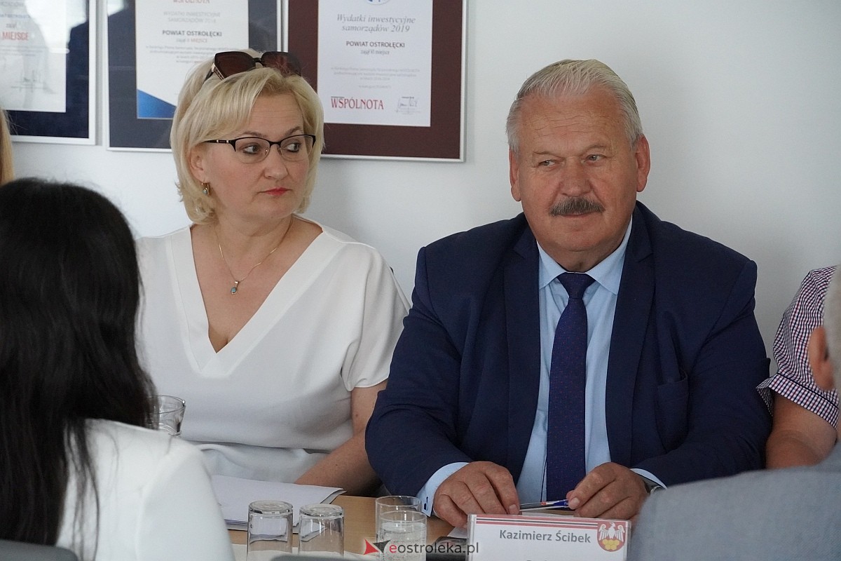 III sesja Rady Powiatu w Ostrołęce [25.06.2024] - zdjęcie #10 - eOstroleka.pl