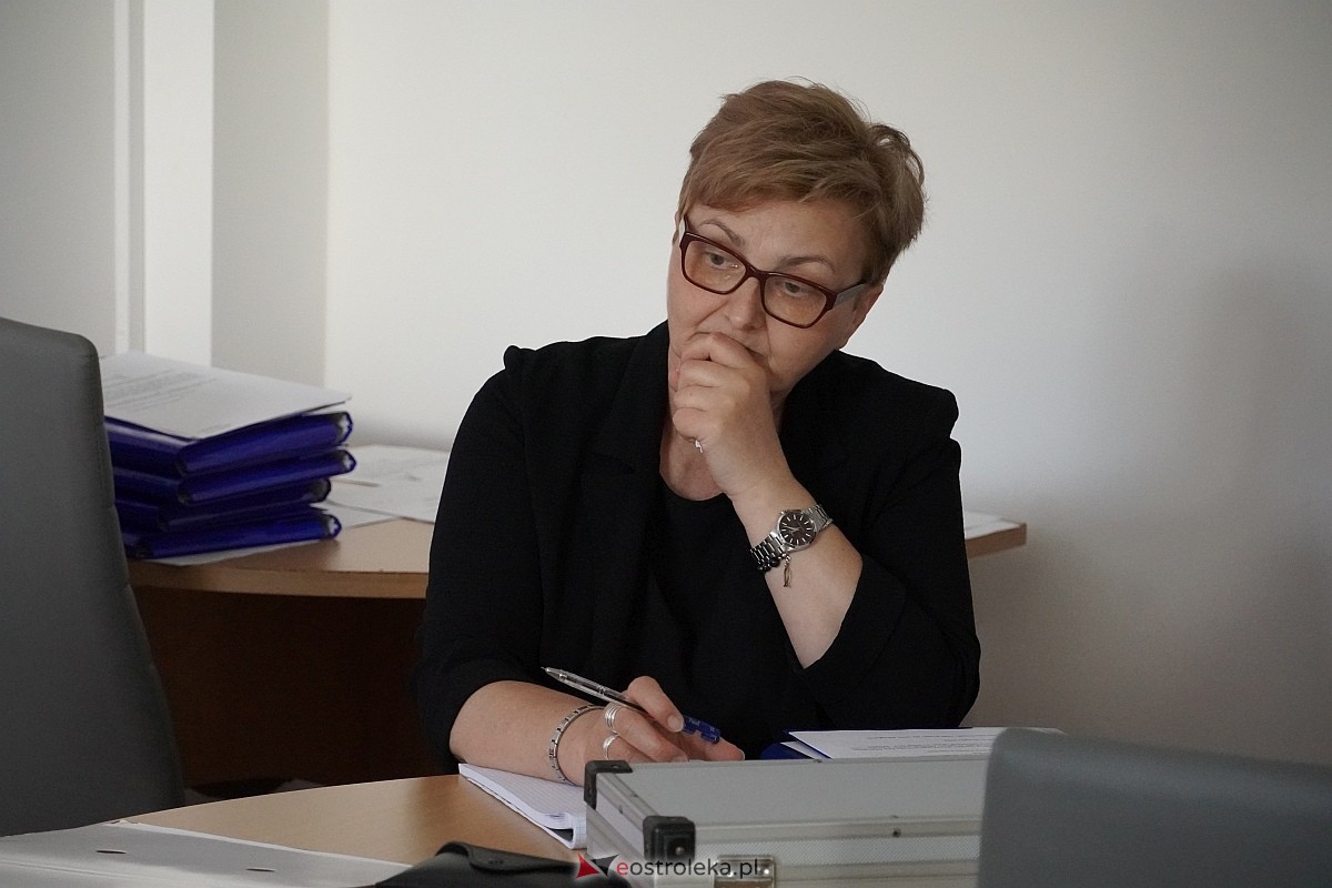 III sesja Rady Powiatu w Ostrołęce [25.06.2024] - zdjęcie #6 - eOstroleka.pl